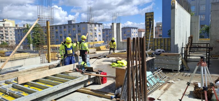 WatsoNova opäť pokročila. Na stavbe pribúdajú ďalšie nadzemné podlažia